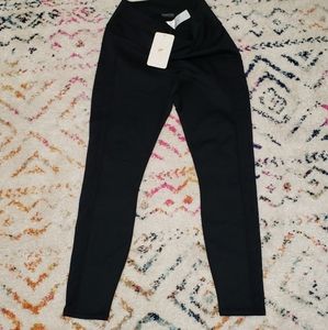 NWT Mila Leggings